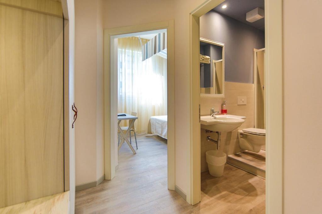 Hotel Trieste Cesenatico Habitación foto